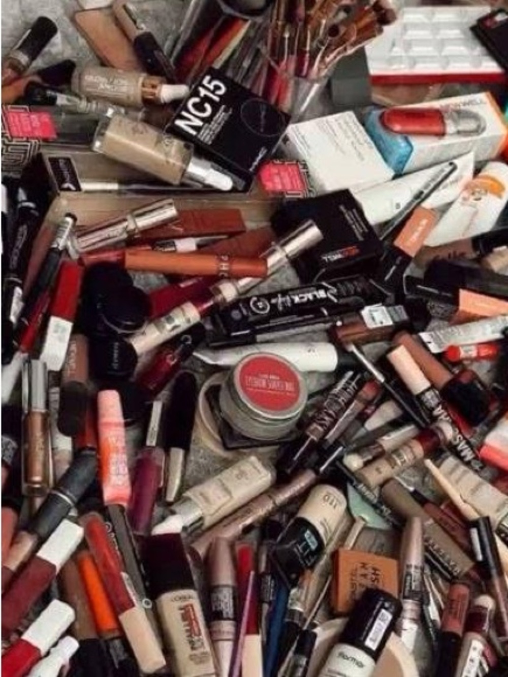 Mystery box Assorted Women’s Makeup bundle lot